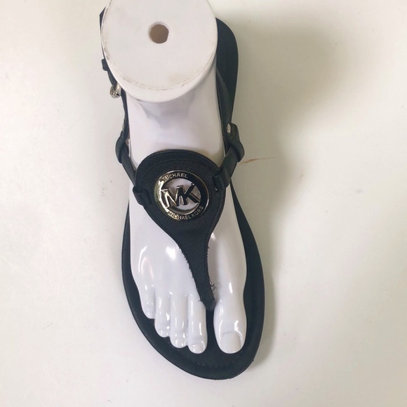 Michael Kors Sandals - Picture 1 of 10